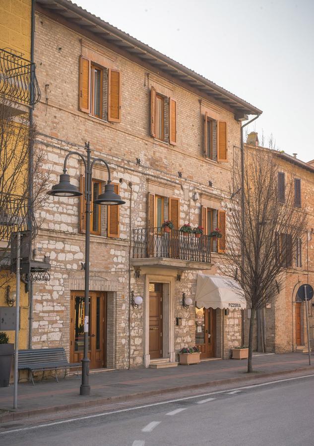 Locanda Il Giullare Pellegrino ซานตามาเรียเดกลิอันเจลิ ภายนอก รูปภาพ