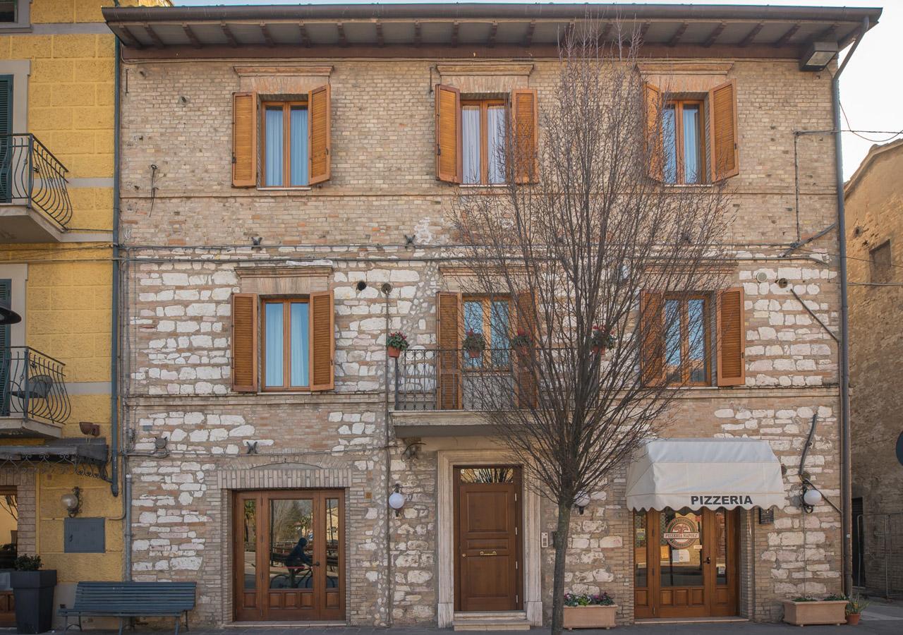 Locanda Il Giullare Pellegrino ซานตามาเรียเดกลิอันเจลิ ภายนอก รูปภาพ